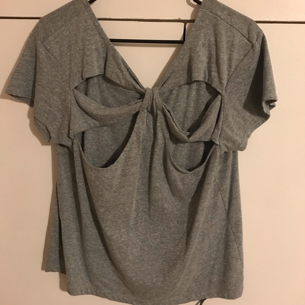 Grey tee w a cut out back